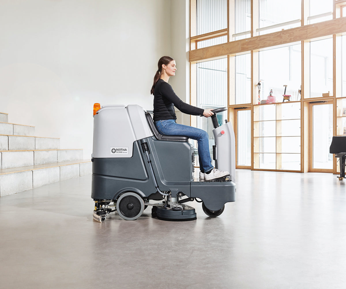 SC3500 | RIDE-ON SCRUBBER | Nilfisk – Hatcon