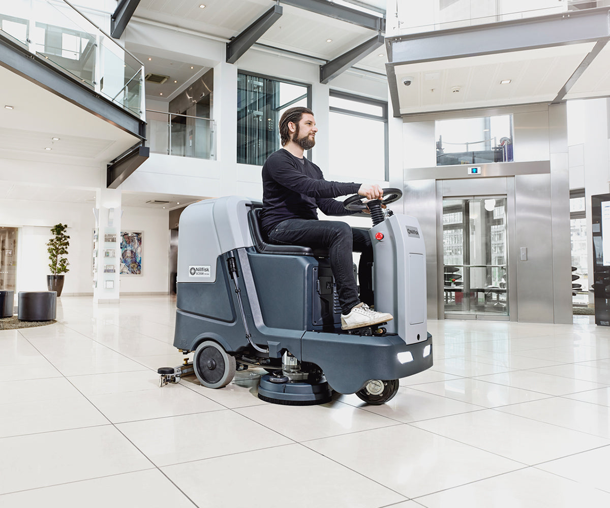 SC3500 | RIDE-ON SCRUBBER | Nilfisk – Hatcon